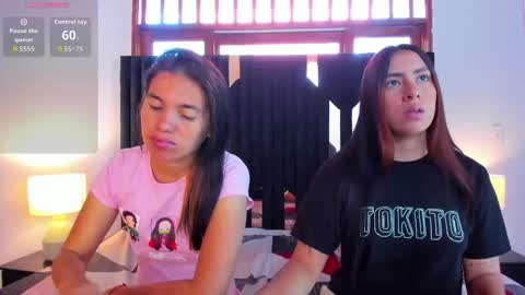 soffy and mia online show from 10.23.25