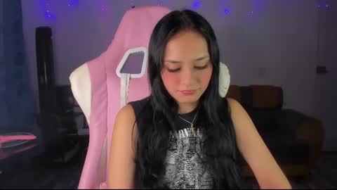 Snapshot of sofi1608 chatting on 06.13.26 sofia online show from 06.13.26