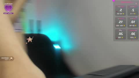 Snapshot of sofi__lenos chatting on 12.18.24 Sofi lenos online show from 12.18.24