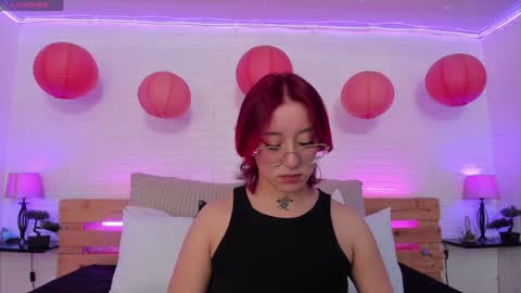 Snapshot of sofi_bakerrr chatting on 12.18.24 Sofia online show from 12.18.24