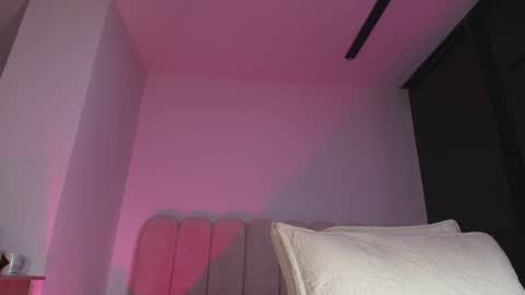 Sofia online show from 11.27.25