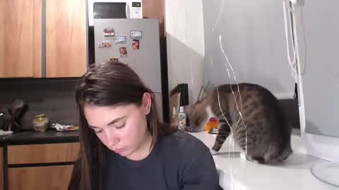 Sofi online show from 11.05.25