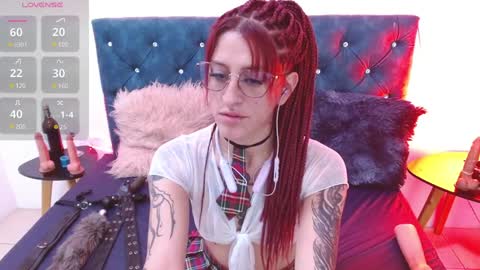 Snapshot of sofi_f_w chatting on 01.22.25 Sofi online show from 01.22.25