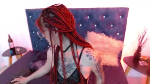 Snapshot of sofi_f_w chatting on 02.06.25 Sofi online show from 02.06.25