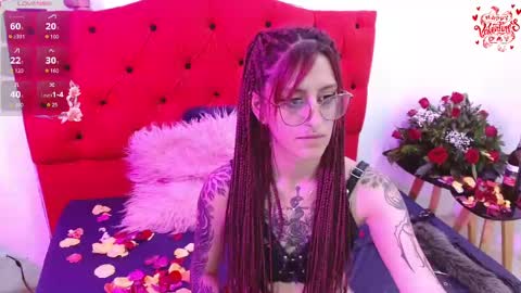 Snapshot of sofi_f_w chatting on 02.14.25 Sofi online show from 02.14.25