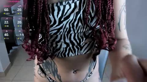 Snapshot of sofi_f_w chatting on 11.17.25 Sofi online show from 11.17.25