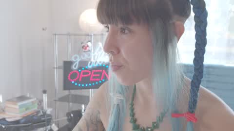 Sofi Mora online show from 12.23.24