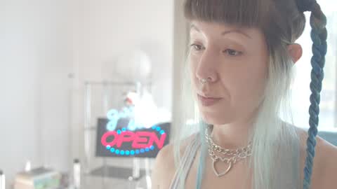 Sofi Mora online show from 01.15.25