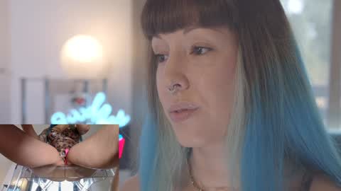 Sofi Mora online show from 01.29.25