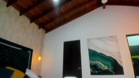 Sofi online show from 04.05.26