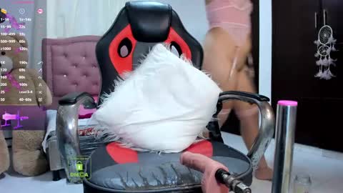 Snapshot of sofi_ruiz_ chatting on 12.02.24 Sofia online show from 12.02.24