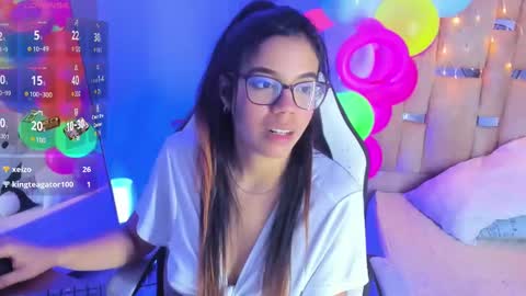 sofi smith online show from 03.01.25