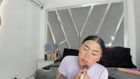 Snapshot of sofia1candyht chatting on 02.20.25 SOFIA online show from 02.20.25