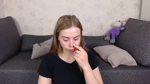 Sofia here online show from 04.10.26