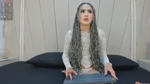 Snapshot of sofia_mercer chatting on 05.21.26 Sofia Mercer online show from 05.21.26