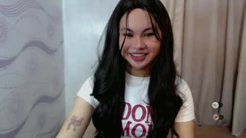 Snapshot of sofia_sweetheart18 chatting on 07.05.26 sofia_sweetheart18 online show from 07.05.26