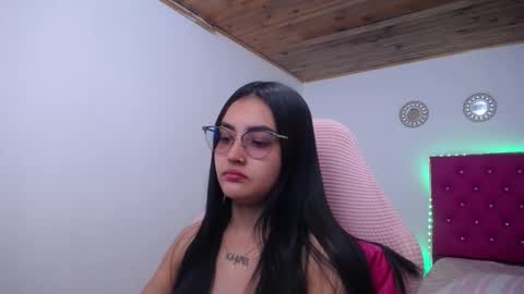 Sofia online show from 12.04.25