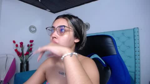 Snapshot of sofiaasexy19 chatting on 03.30.26 Sofia online show from 03.30.26