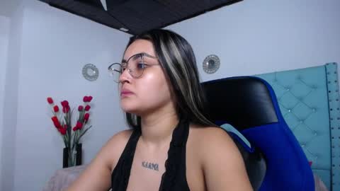 Snapshot of sofiaasexy19 chatting on 04.09.26 Sofia online show from 04.09.26