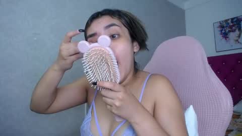 Snapshot of sofiaasexy19 chatting on 05.22.26 Sofia online show from 05.22.26