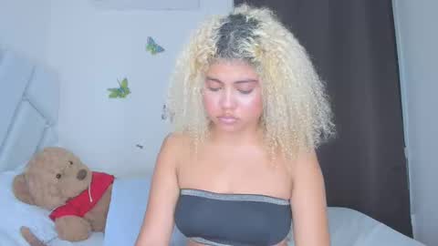 sofiacastillo01 online show from 02.24.26