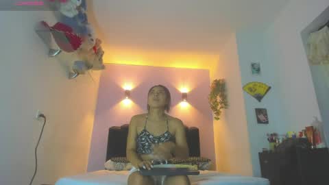 Snapshot of sofiaclaus_19 chatting on 06.08.26 Sofia online show from 06.08.26