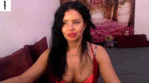 Snapshot of sofialiub chatting on 12.14.24 sofialiub online show from 12.14.24