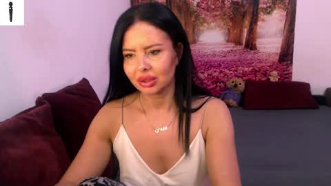 Snapshot of sofialiub chatting on 12.22.24 sofialiub online show from 12.22.24