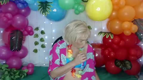 Snapshot of sofiamadisson chatting on 01.27.25 Sofia Madisson online show from 01.27.25