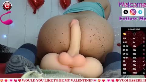 Snapshot of sofiamadisson chatting on 02.13.25 Sofia Madisson online show from 02.13.25