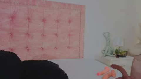 Snapshot of sofianixonn chatting on 06.19.26 sofianixonn online show from 06.19.26