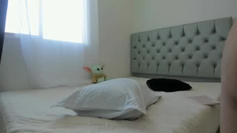 Snapshot of sofiaross1 chatting on 01.13.25 SOFIA independent model  online show from 01.13.25