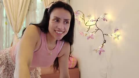 Snapshot of sofibelladelavega chatting on 05.31.26 Sofi Bella online show from 05.31.26