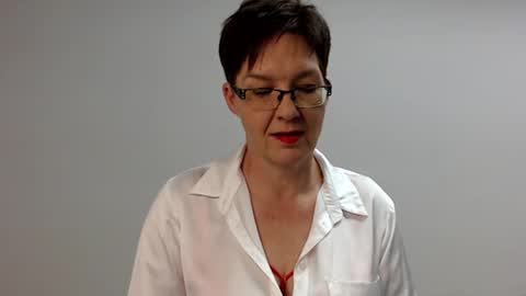 Sofie Velvet online show from 01.08.25