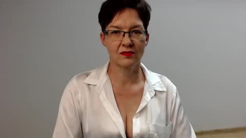 Sofie Velvet online show from 01.15.25