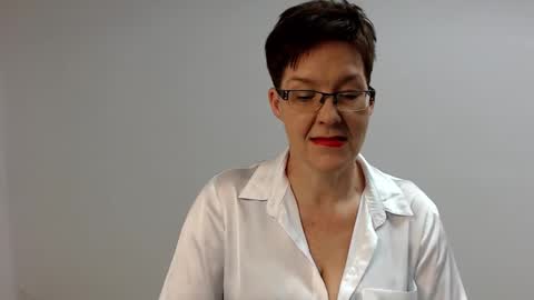 Sofie Velvet online show from 02.14.25