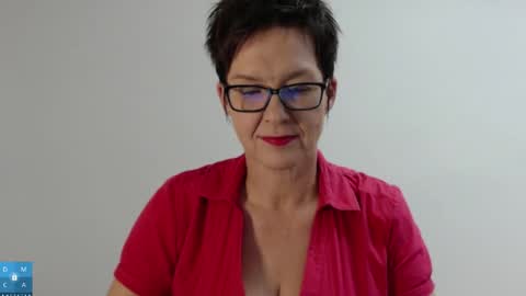 Sofie Velvet online show from 09.23.25