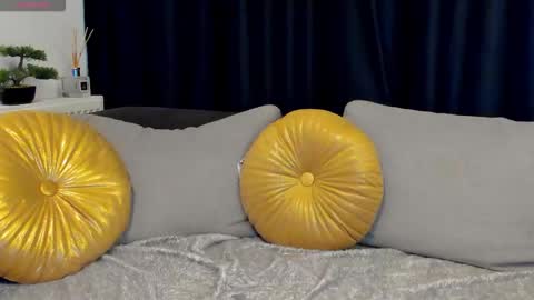 Sofiewild25 online show from 03.30.26