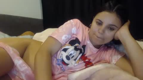 Snapshot of sofigarcia17 chatting on 01.02.25 sofi online show from 01.02.25