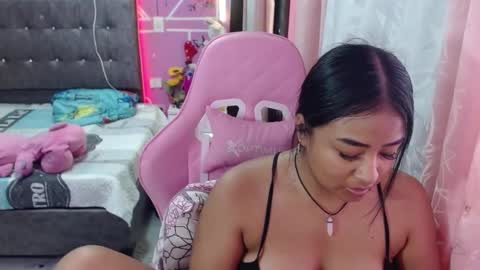sofia Dreams online show from 01.17.25