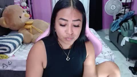 Snapshot of sofiiadreams chatting on 03.19.26 sofia Dreams online show from 03.19.26