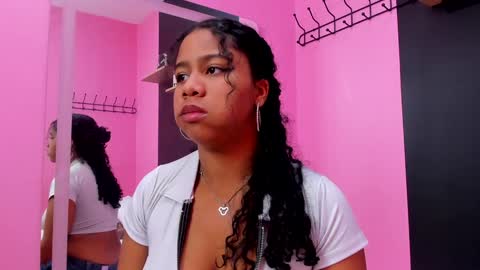 sofiifox online show from 02.02.25