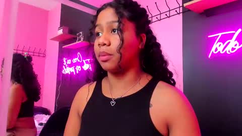 sofiifox online show from 03.11.25