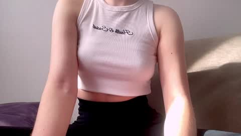 Snapshot of sofinovvak chatting on 04.07.26 Sofi online show from 04.07.26