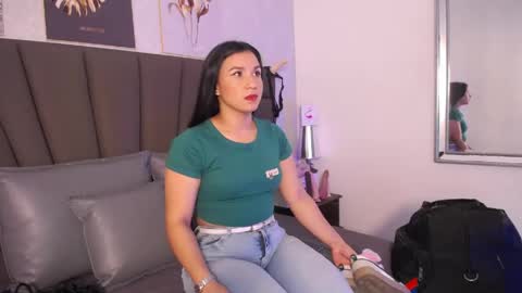 Snapshot of sofiperez_ chatting on 05.03.26 online show from 05.03.26