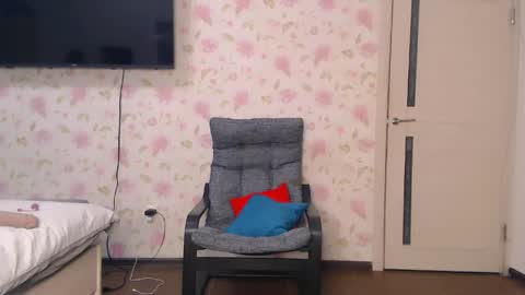 Snapshot of sofiyaruch chatting on 04.26.26 Kaitbrunette and SofiblondeWelcome room Private is Open Make us happy online show from 04.26.26