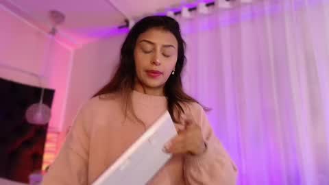 Sofi online show from 03.10.25