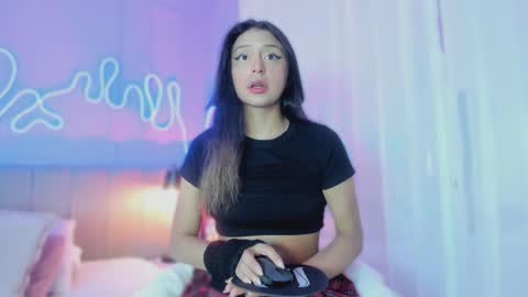 Snapshot of sofly_s chatting on 11.06.25 Sofi online show from 11.06.25