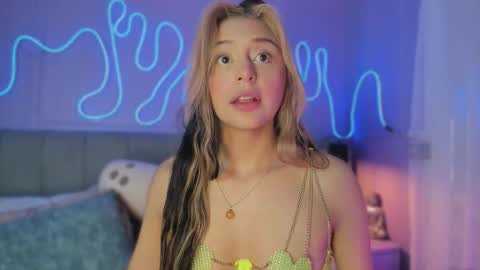 Snapshot of sofly_s chatting on 01.07.26 Sofi online show from 01.07.26