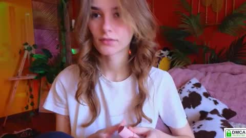 E online show from 11.22.25